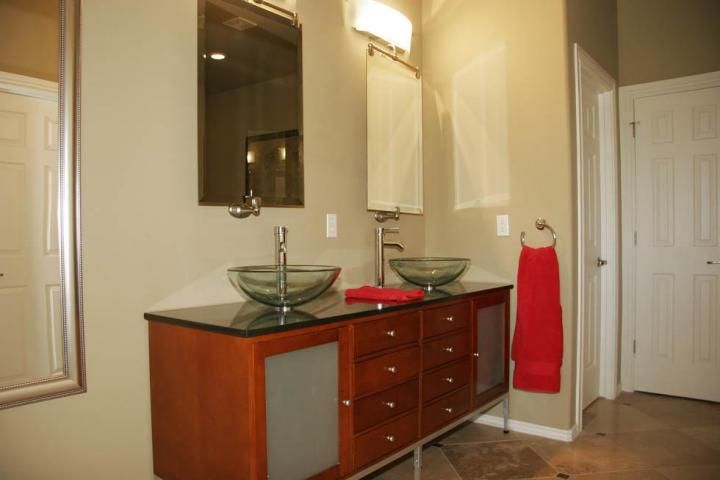 Minnnezona-bath4